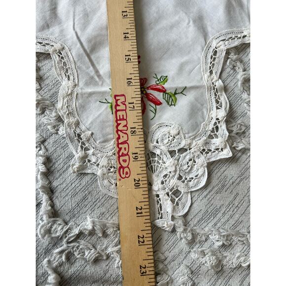 Bread Basket Liner Bun Warmers White Perma-Press Cloth with Floral Embroidery - Picture 8 of 9